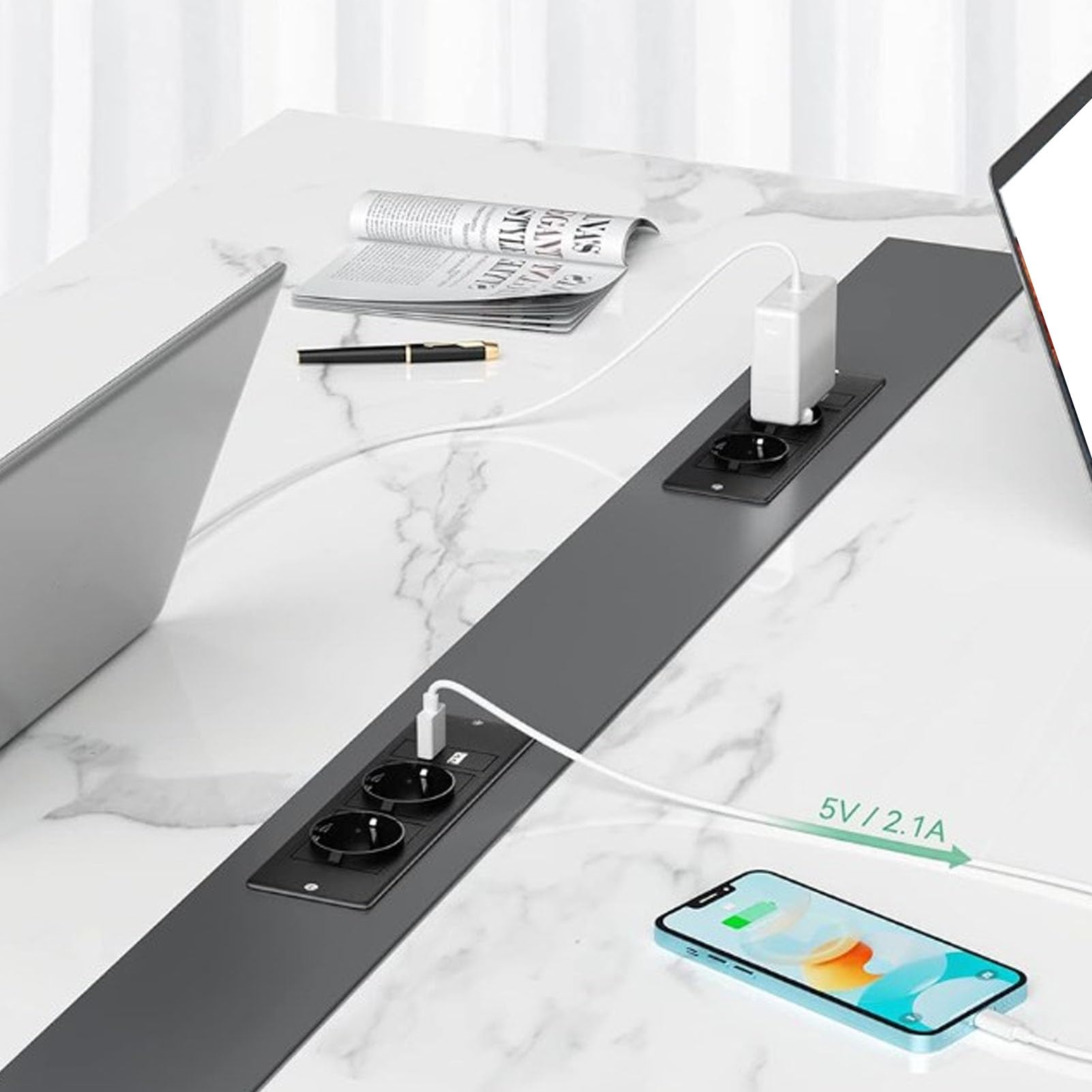 Keenso Presa a Scomparsa con 3 Prese e Porte USB (BLACK)