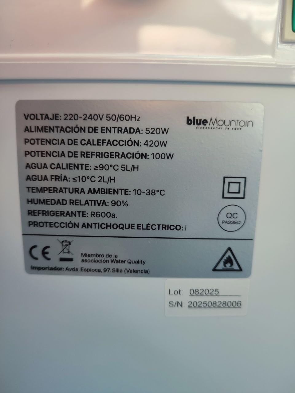 Fuente dispensador de Agua fría y Caliente 520W Alta eficiencia energética
