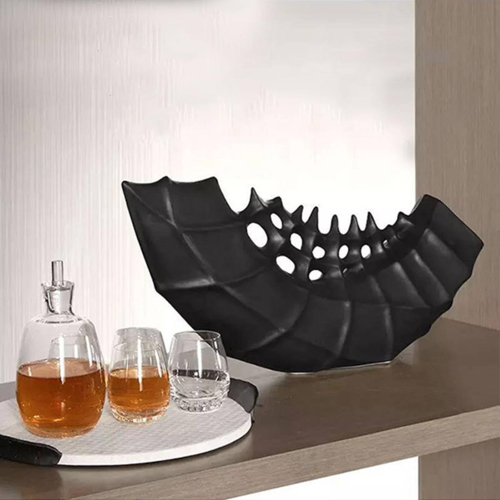 Escultura Geométrica Decorativa Ornamento Estatuilla Figura Resina de Mesa con Cuerpo Alargado y Ovalado Superficie Facetada Que Acentúa la Decoración, Negro, 60 12 30cm