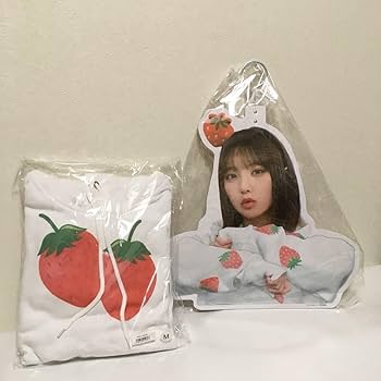 Amazon.co.jp: 乃木坂46 与田祐希 スト子 パーカー ハンガー