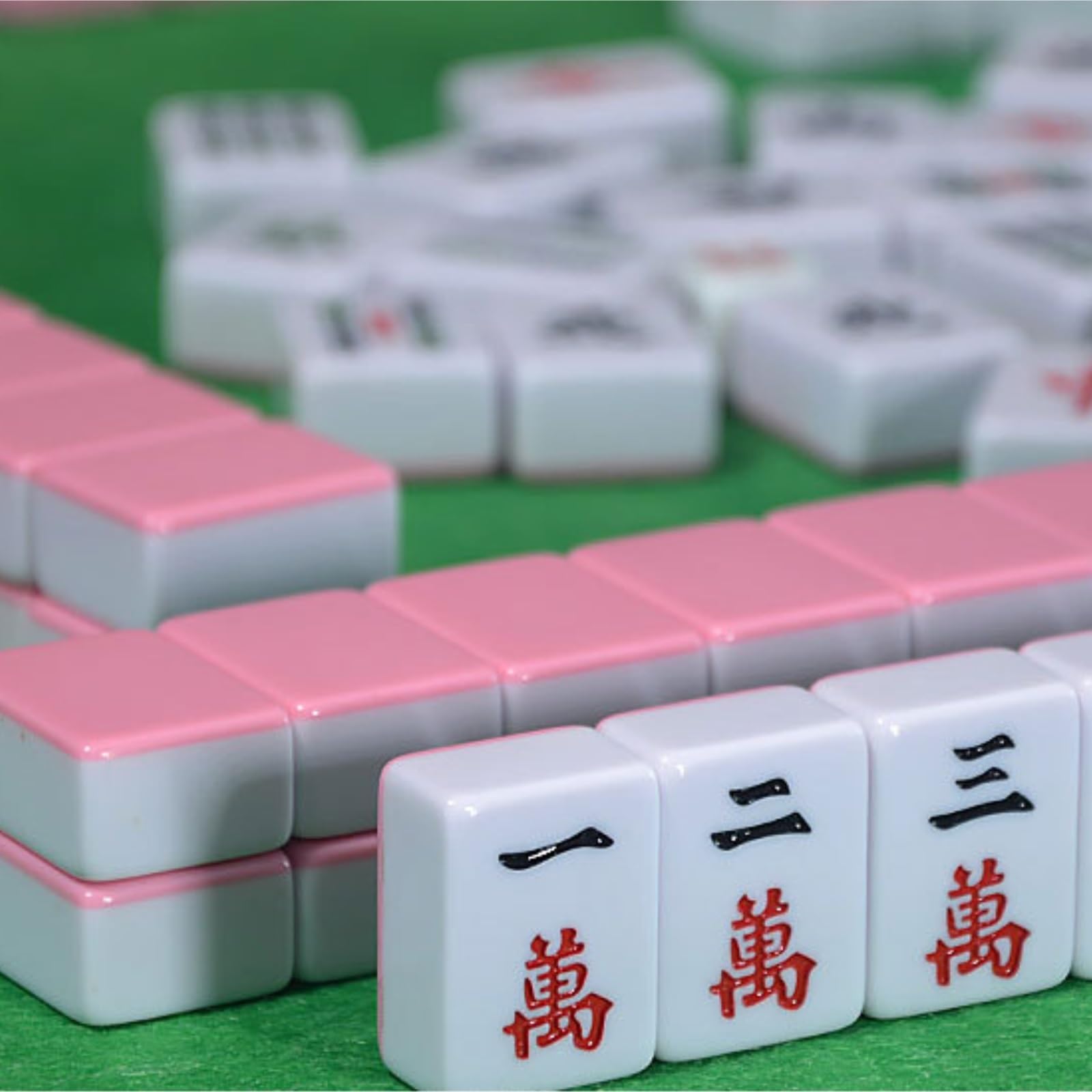Mahjong-Set, Kleines Mahjong-Reisespiel for die Familie mit 144 gravierten Spielsteinen, handgefertigtes Mahjong-Spiel for den Haushalt(Grün)