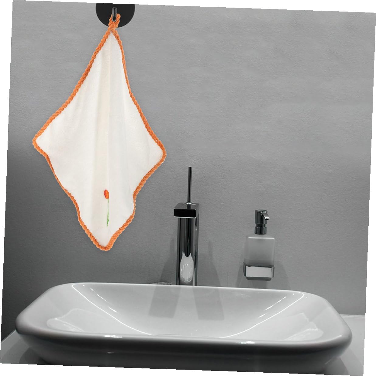 2pcs Hanging Hand Towels Set Absorbent Quick-Dry Kitchen and Bathroom Towels with Tulip Embroidery Thick Cotton Fabric for Home Use