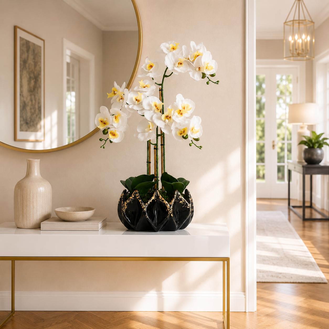 Orquídeas artificiales de 70 cm – Orquídea artificial Phalaenopsis hecha a mano en maceta de cerámica negra y dorada con bambú auténtico, sin mantenimiento – Decoración (negro y dorado)
