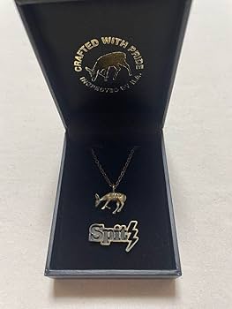 Amazon.co.jp: スピッツ ila × spitz 限定コラボ子鹿ネックレス＆ピン