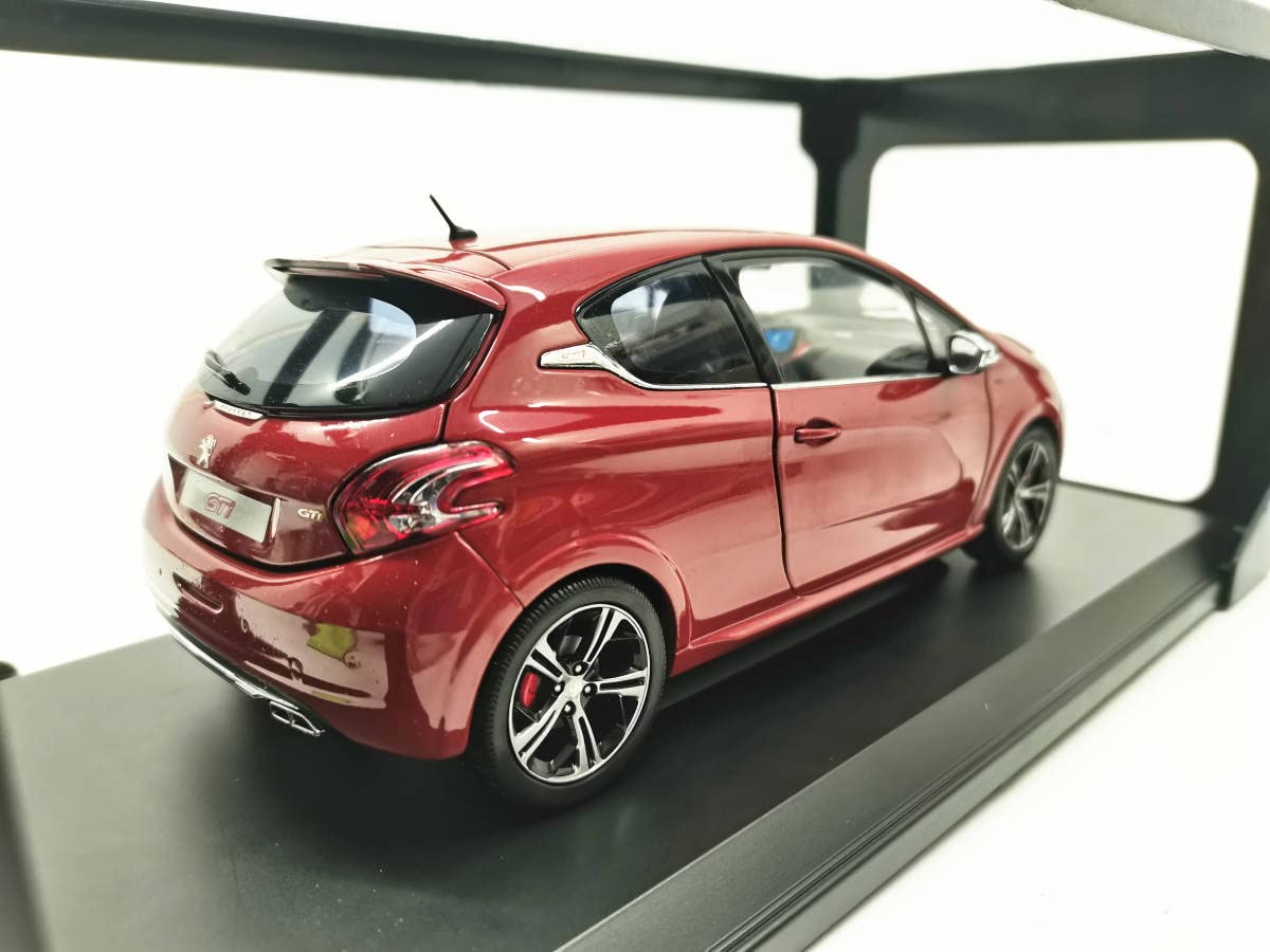Amazon | ノレブ 1/18 プジョー 208 GTi | ミニカー・ダイ