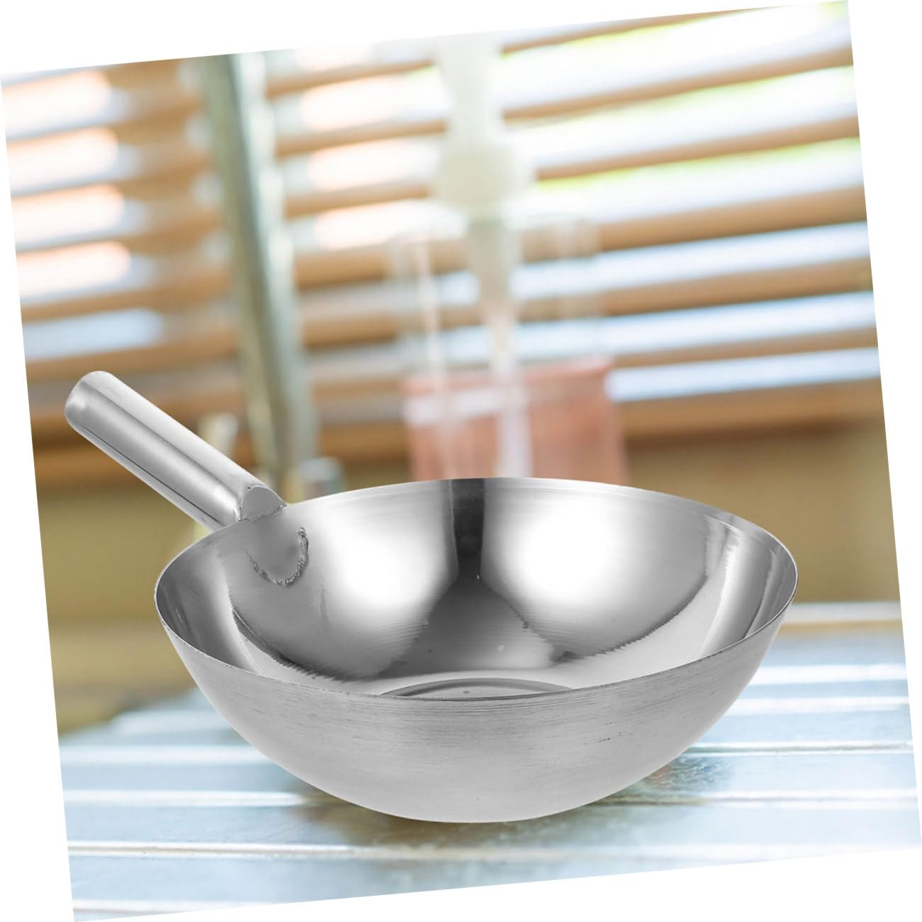 Louche à Eau en Acier Inoxydable Manche Long et Structure Épaisse, Pelle à Arroser Robuste et Peu Encombrante Cuisine et Maison