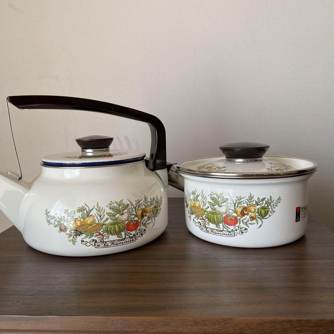 マルビシホーロー片手鍋 マルビシ・暖色Flower❁❀✿ホーロー片手鍋 | あんちーくKIDAN STORE