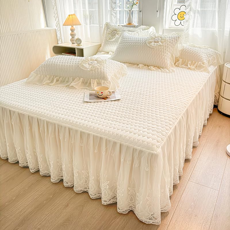 Copriletto trapuntato in cotone lavabile con gonna in pizzo volant 200 x 220 x 45 cm, Crema