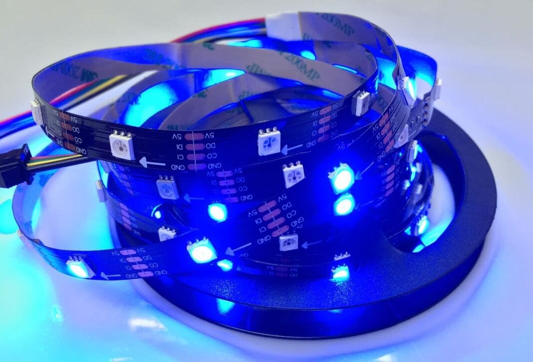 5m APA102 Smart LED Pixel Strip 30 LEDs/Pixels/m,Non-Waterproof IP30 Data and Clock Seperately DC5V (Black PCB)