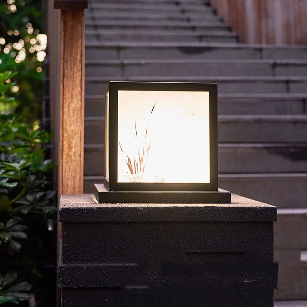 QUSYZD Outdoor Garden Solar Posts Light Classic Vintage Column Lights Patterned Acrylic Waterproof Table Lamp Led Pillar Light Fence Post Deck Lighting for Patio Porch Garden,11.8 * 11in