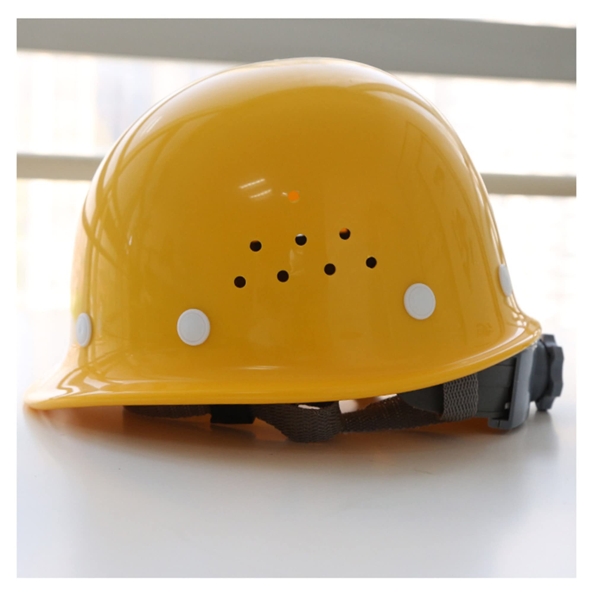 Casque de Sécurité Casque Frp Matériel 8 Points Casquette Doublée Casque de Sécurité Rigide Structure Casque, Ventilation Et Rotation Casquette Réglable, Protection Industri