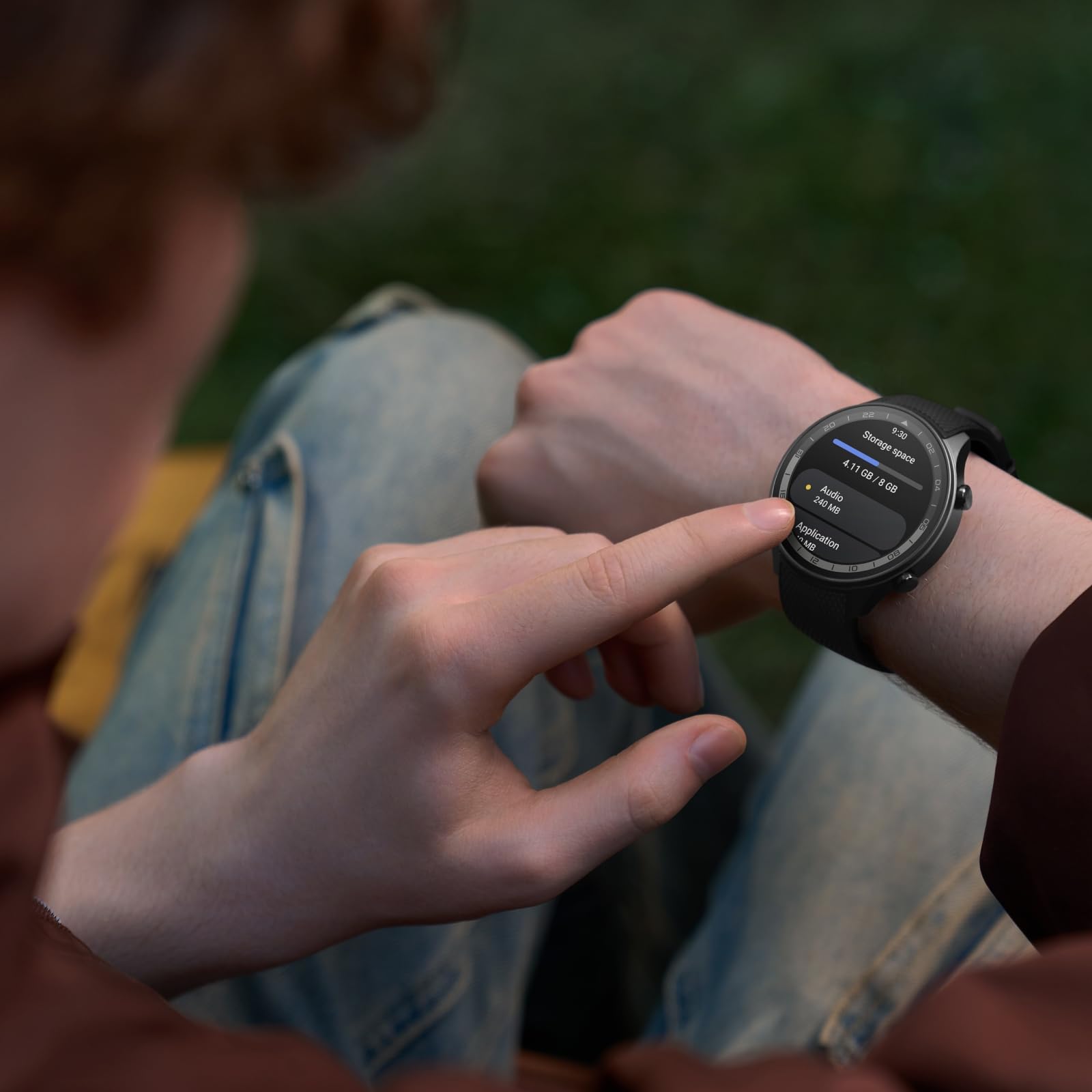 OnePlus Watch 2R, 32GB, Sleep Monitor, Heart Rate Tracking, Smartwatch with Fitness Insights, 100-Hour Battery, 1.43'', Bluetooth WiFi, Forest Green