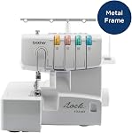 Brother Serger, 1034D, Machine de verrouillage du cadre en métal lourd, 1,300 Poitrines par minute, Trappe amovible, 3 Pieds accessoires inclus, Blanc 1, Alimentation différentielle, Threading codé par couleur, comprend Std, Blindstitch et les pieds de collecte