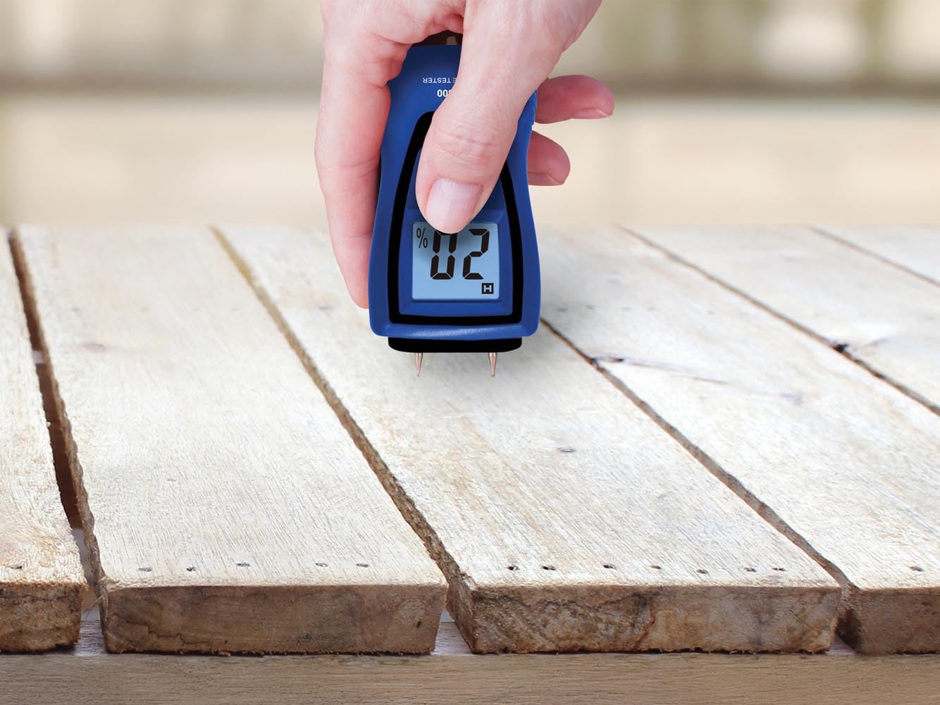 Velleman Medidor de humedad para madera, papel, concreto, yeso, con pantalla LCD y función de retención de datos