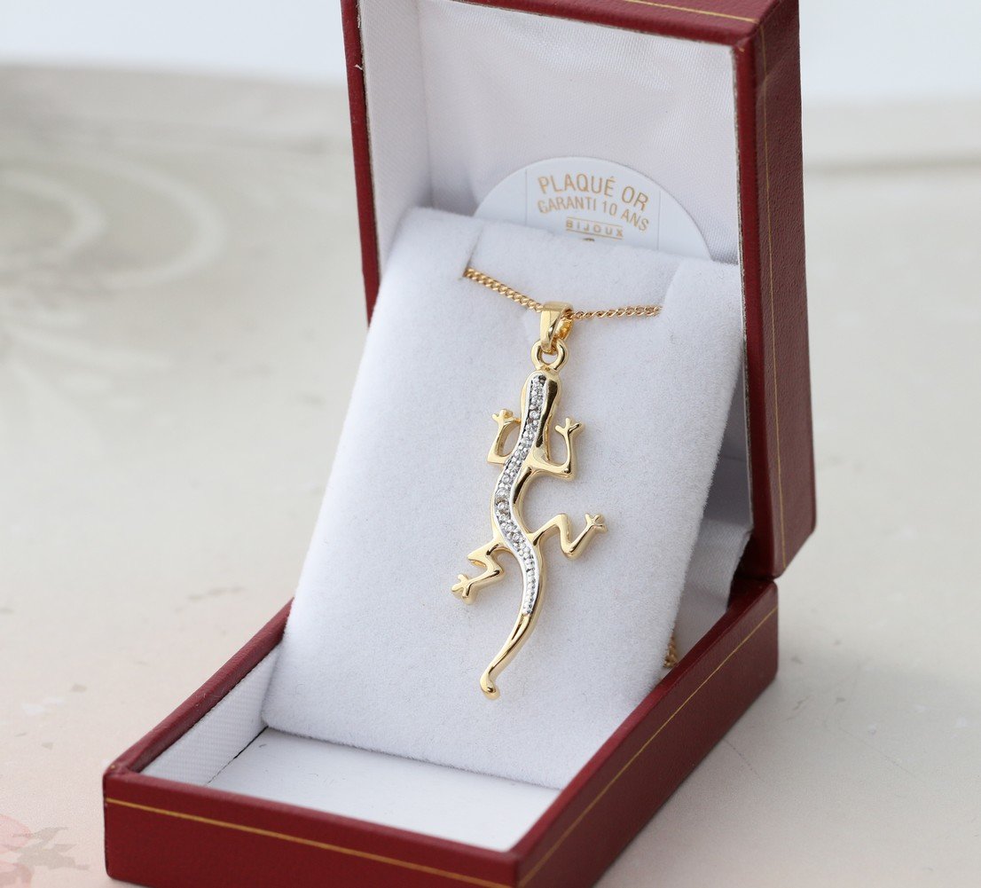 Ensemble pendentif Gecko salamandre en brillant et sa chaine 45cm en vrai plaqué Or 18k neuf et avec coffret