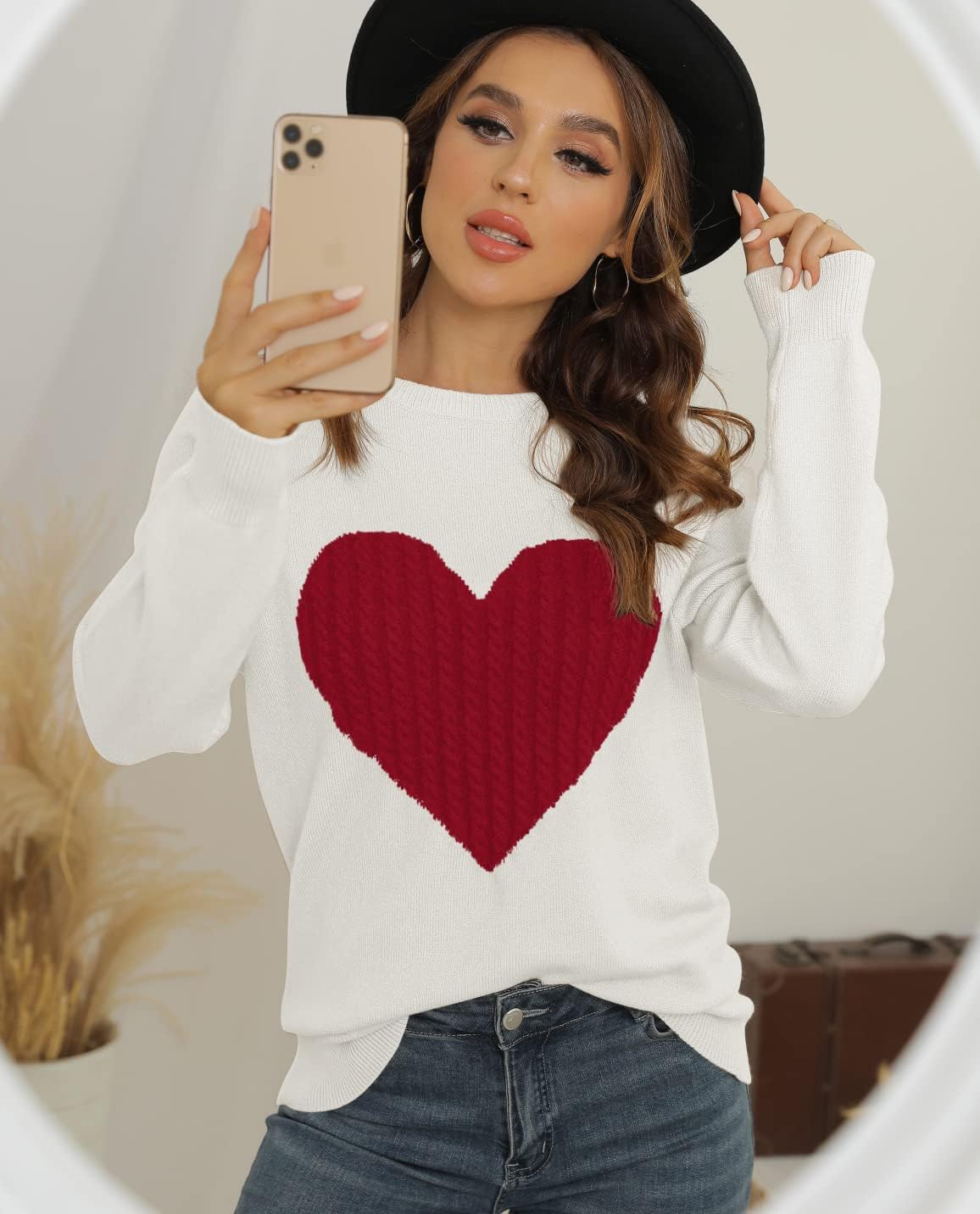 QIXING Women's Pullover Sweater Round Neck Long Sleeve Heart-Shaped Sweater - Image 3