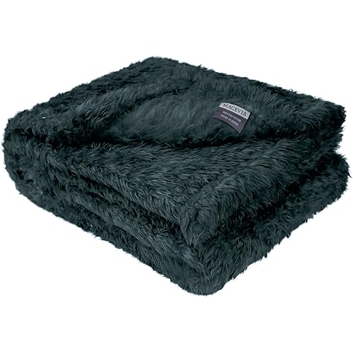 MACEVIA Fluffy Fleece Dog Blankets,Warm Soft Fuzzy Pets Blanket for Puppy,Small,Medium,Large Dogs and Cats,Plush Pet Throws for Bed,Couch,Sofa,Travel(40x60 Inch, Black & Dark Green)