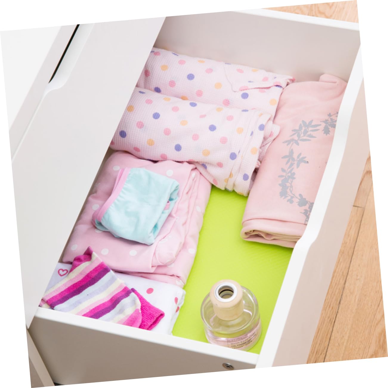 MUCKLILY DIY Non Slip Eva Drawer Mat Kitchen Cabinet Liner for Fridge Cupboard and Pantry Use Cutting Random Color Included Random Color