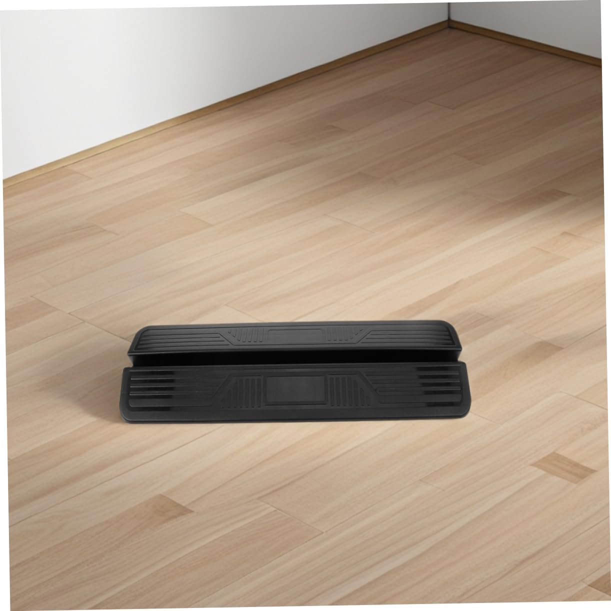 2pcs Adjustable Ramps for Small Dogs Doorway Stairs Safety Pet Ramps Easy Install Non-Slip for Home Use