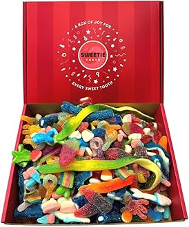 Sweetie Tooth Premium Random Pick & Mix 1kg Hamper Gift Box - Random Pick & Mix Sweets for Valentine's, Easter, Birthday, Kids, Thank You, Congratulations, Father's Day, Halloween, Christmas