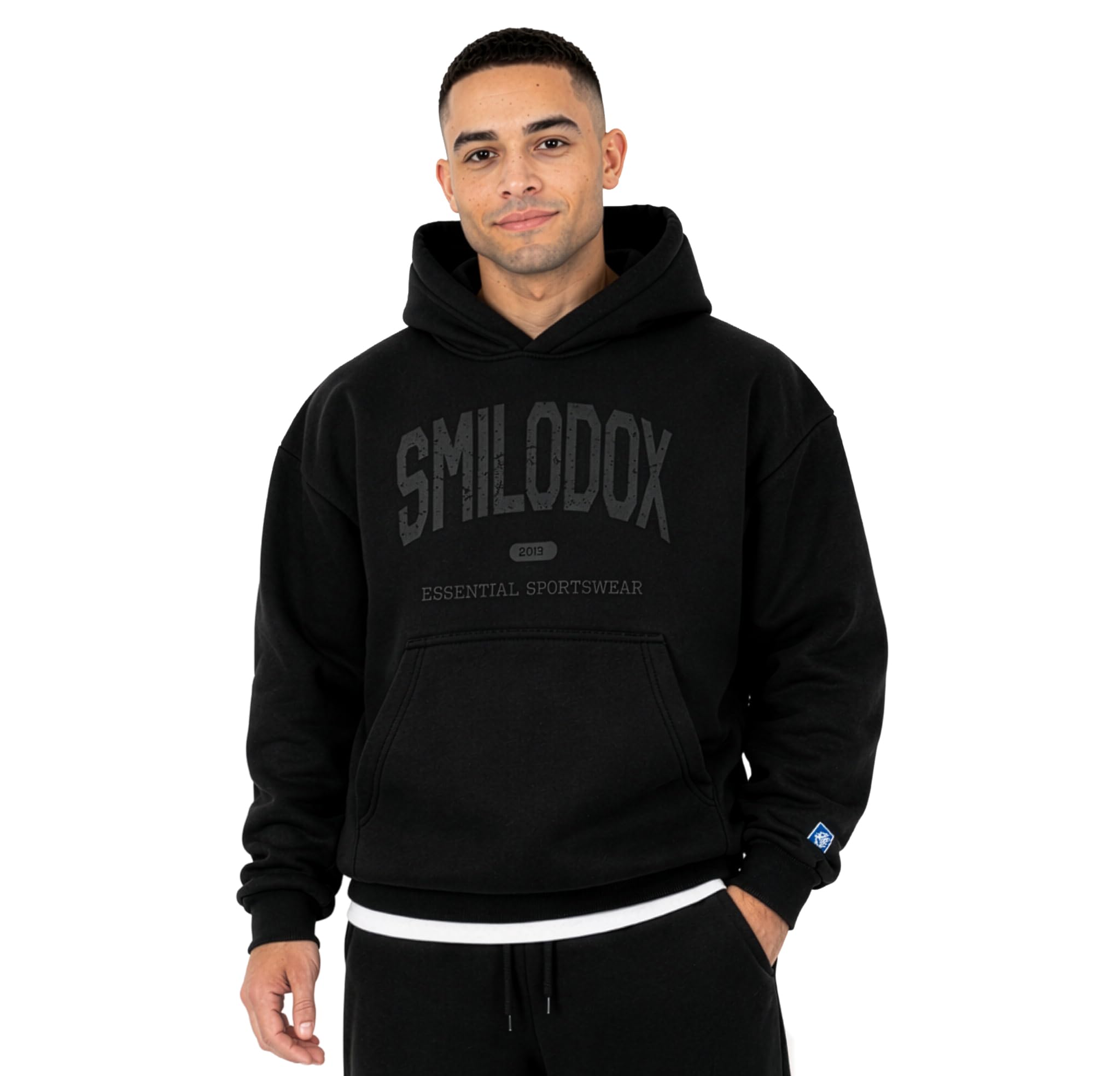 SMILODOX Hoodie Herren Oswin, Oversized Fit Kapuzenpullover mit Frontprint & gesticktem Patch, Tunnelzug-Kapuze, Sweater mit Kängurutasche, Rippbündchen, weiches Sweatmaterial, lässiger Look