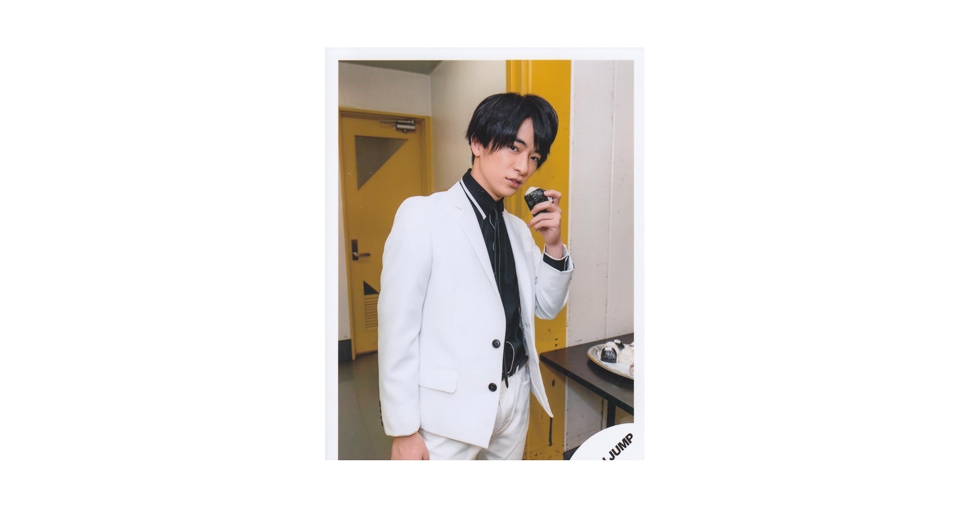 Hey!Say!JUMP 知念侑李　公式写真 Amazon.co.jp: Hey! Say! JUMP 公式生写真（知念侑李）HC00101 : おもちゃ