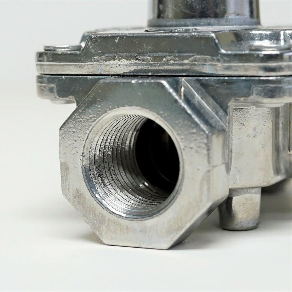 Gas Pressure Regulator 1/2" x 1/2" Natural 4" LP 10" 4600S0001