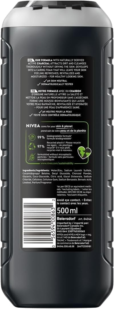 Detail view of the NIVEA MEN Active Clean Body Wash 500ml bottle, highlighting the activated charcoal formulation.