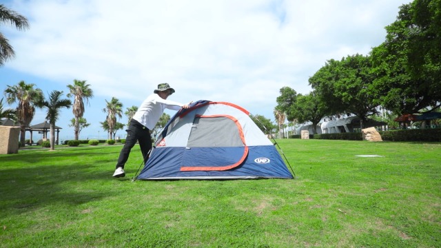 Tente 2 Personnes UNP – Dôme 210x150x110 Cm, 2,2 Kg, Double Toit, Moustiquaire, Montage 3 Min, Imperméable
