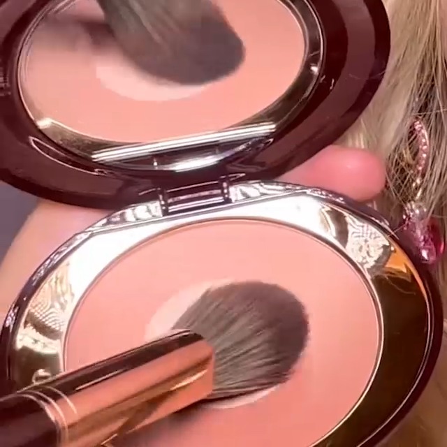 Image of Charlotte Tilbury Cheek to Chic Powder Blush - Two-Tone Cheek Makeup with a Radiant, Luminous Finish - Buildable Color that Smooths, Buffs & Blends for a Light Reflecting Glow