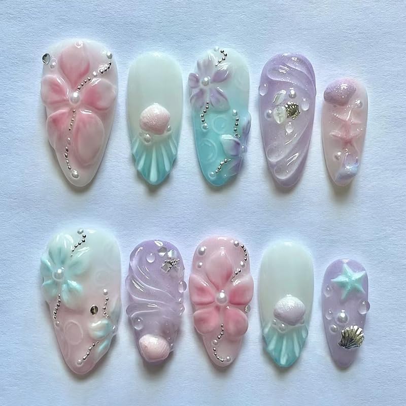 MouyouGlow Press on Nails Corto, Gradiente de Almendra Azul 3D Flores Floral Concha Estrella de Mar Diseño de Perla almendra Y2k Clavos falsos con pegamento para uñas, coloridas flores de mar INS uñas
