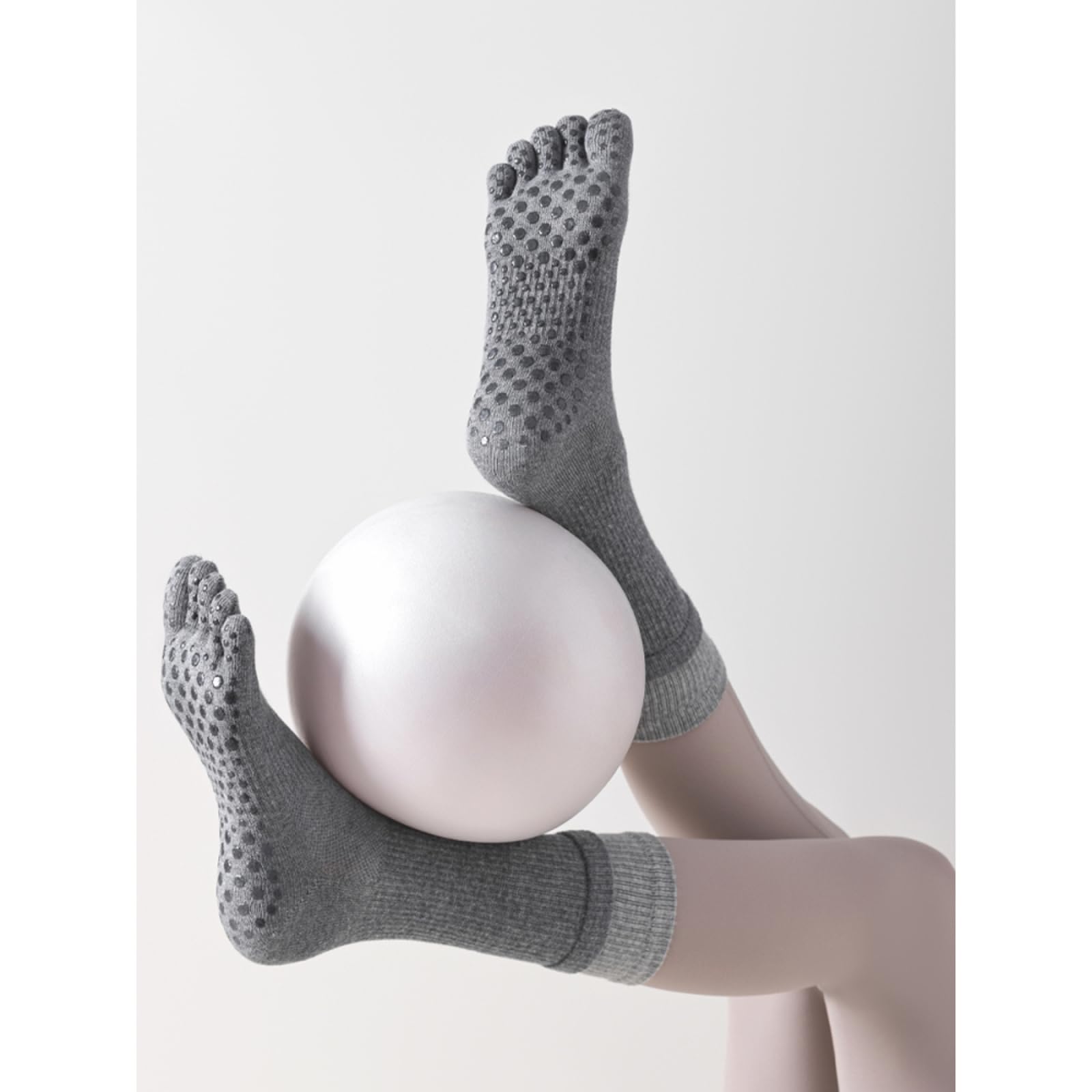 svlftecon Women Yoga Pilates Socks with Grips Non Slip Full Toe Cotton Polyester Spandex for All Seasons Crew Socks Series 11