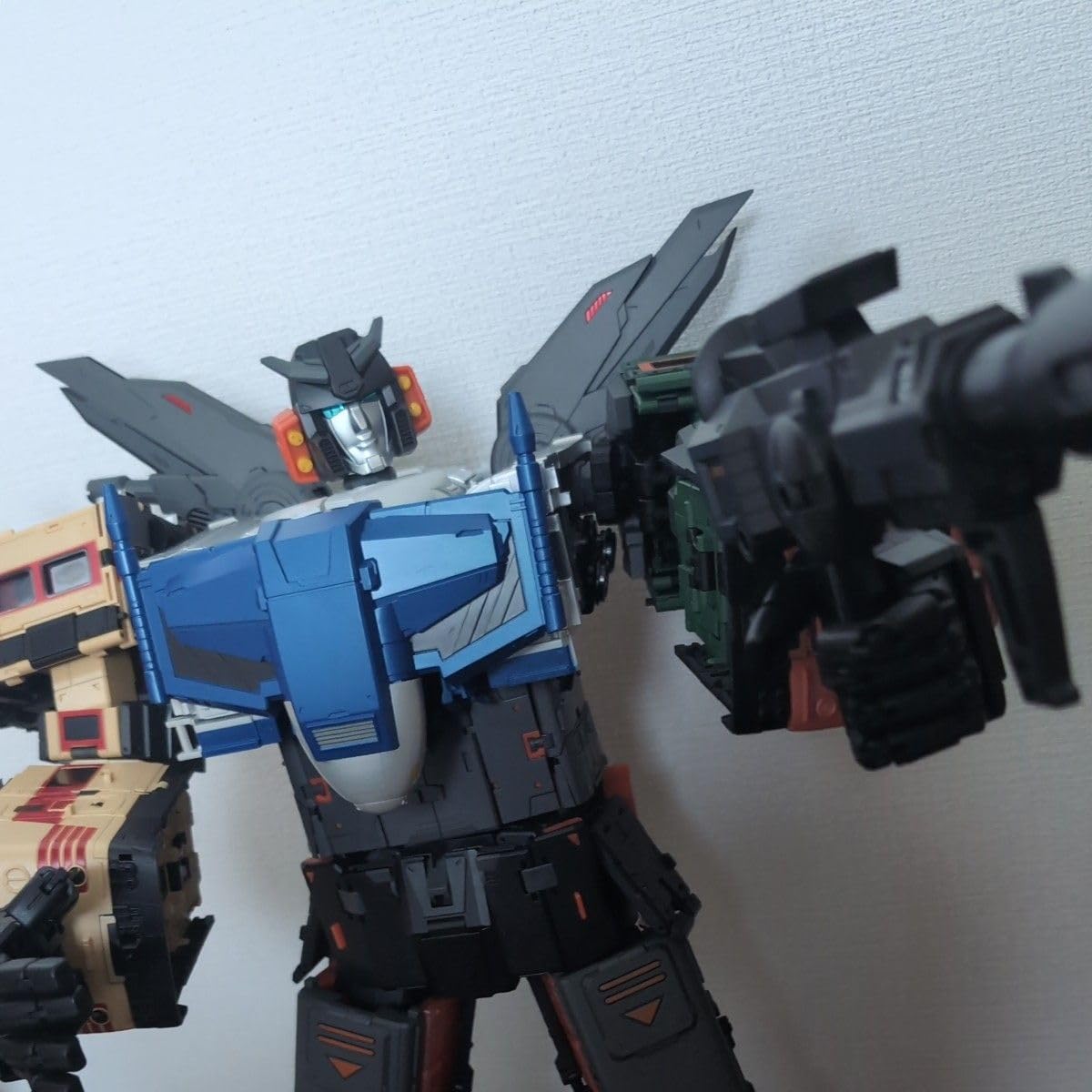 Amazon.co.jp: トランスフォーマー非正規 ライデンっぽい人 : おもちゃ