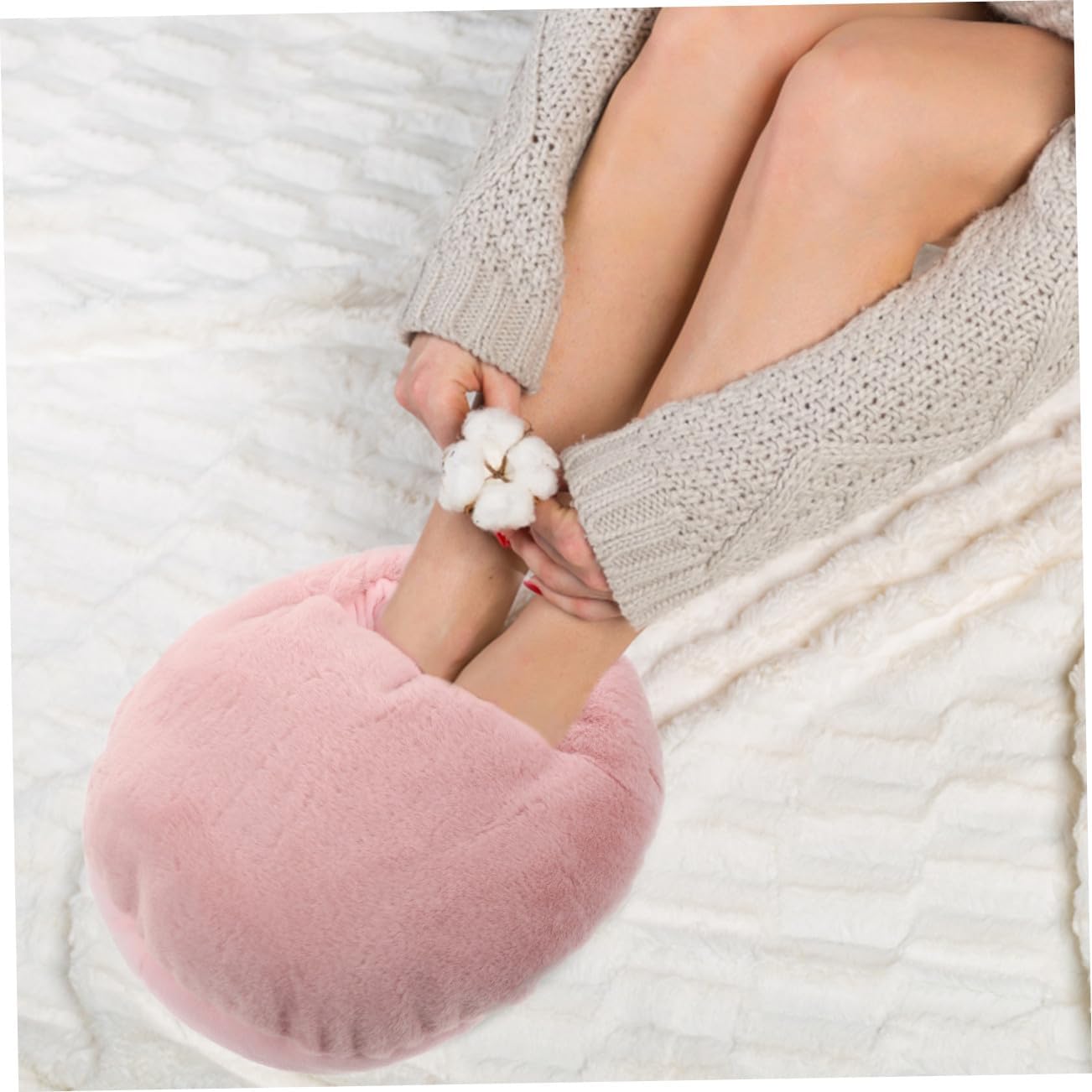 USB Electric Heating Shoe Warmer for Winter Home Use Quick-Heating Foot Warmer with Breathable Soft Material Practical Portable Foot Heating Pad for Office Bedroom Dormitory Travel