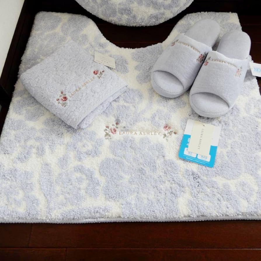 ローラアシュレイトイレマットセット4点