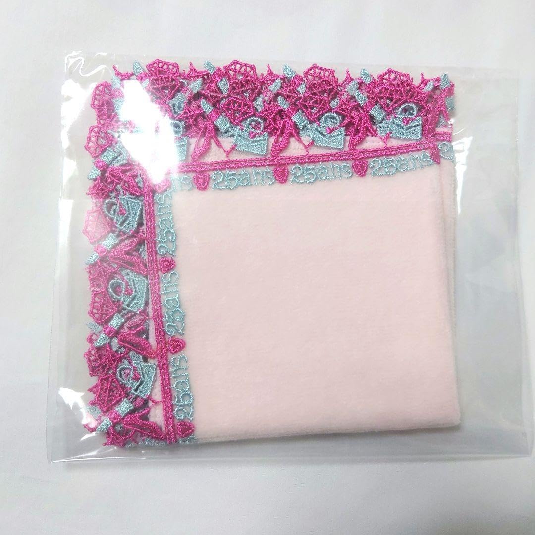 Salvatore Ferragamo スカーフ　バタフライ　フローラルガーデン Salvatore Ferragamo スカーフ バタフライ フローラルガーデン