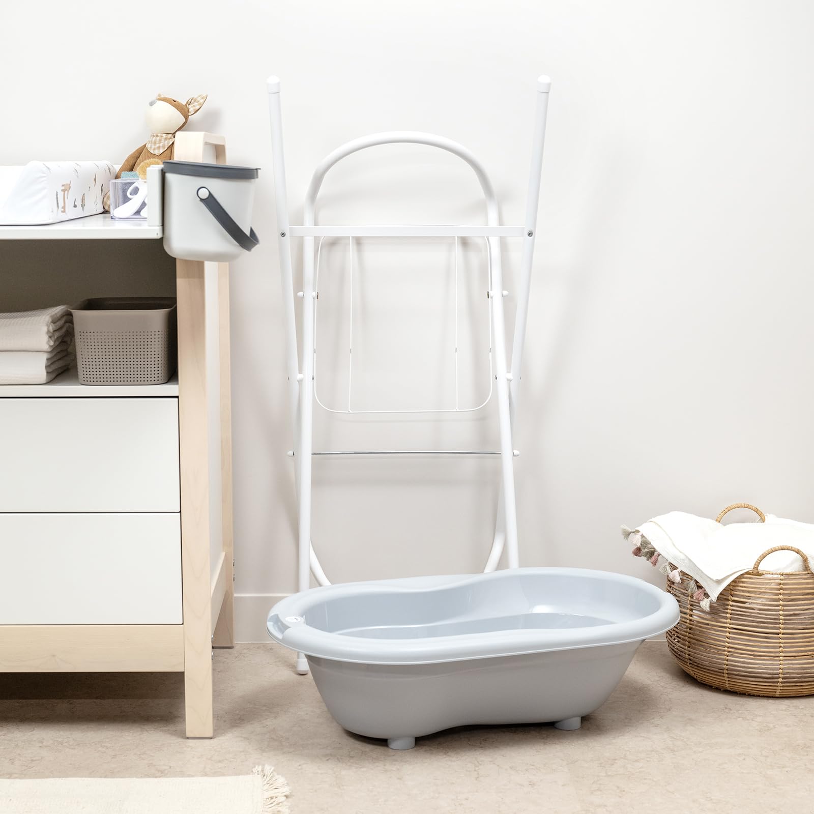 Rotho Babydesign TOP stojak do kąpieli dla niemowląt, składany, łatwy do przechowywania, idealny dla noworodków, od 0 lat do max. 25 kg, biały