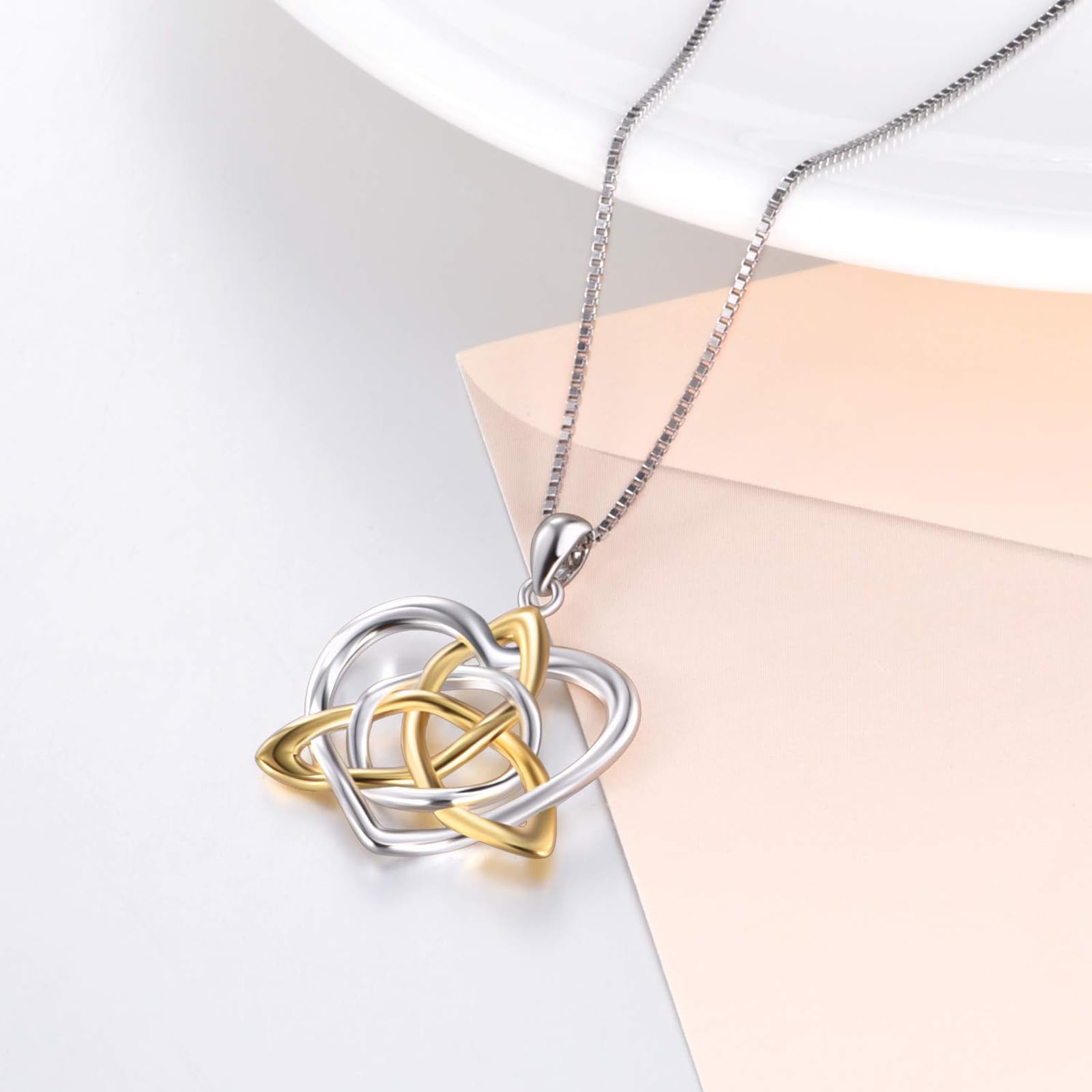 YAFEINI Irisch Keltischer Schmuck Knoten Anhänger kette 925 Sterling Silber Good Luck Vintage Love Herz Triquetra Irish Celtics Halskette Schmuck für Damen Mädchen