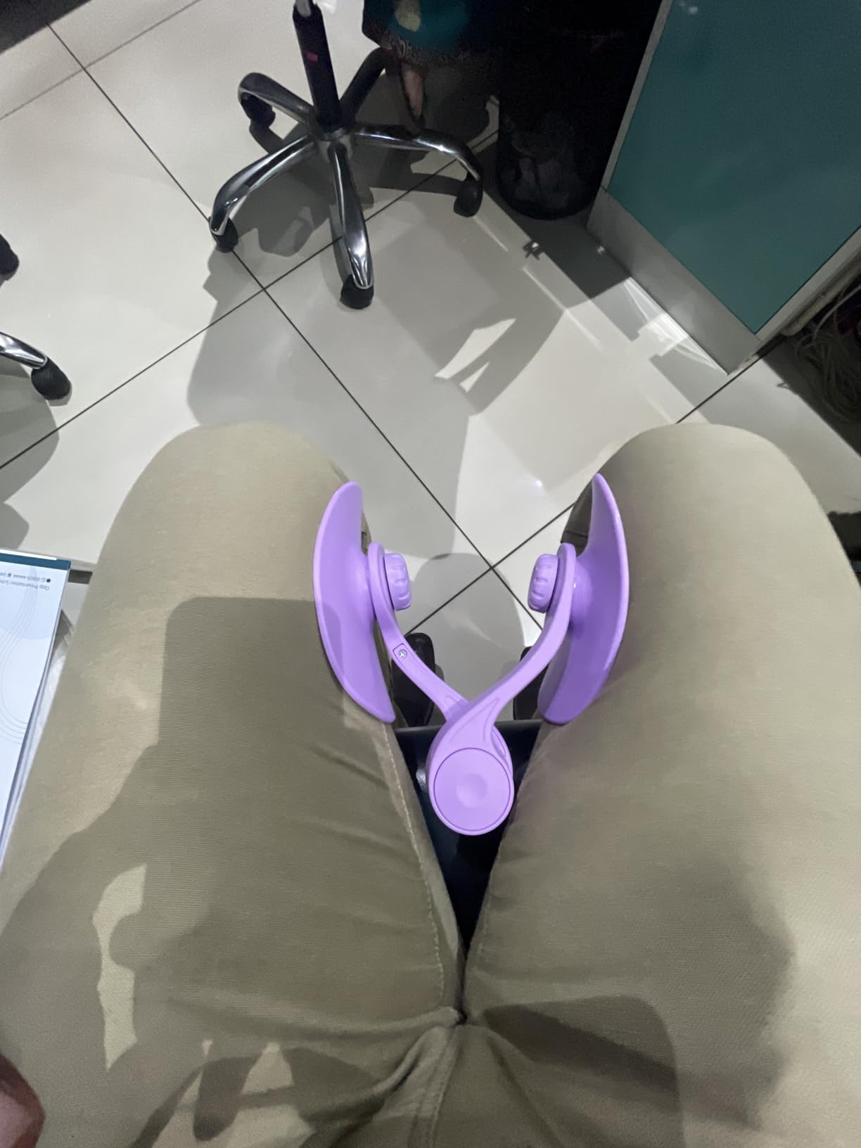 Customer photo of the trainer from a side angle