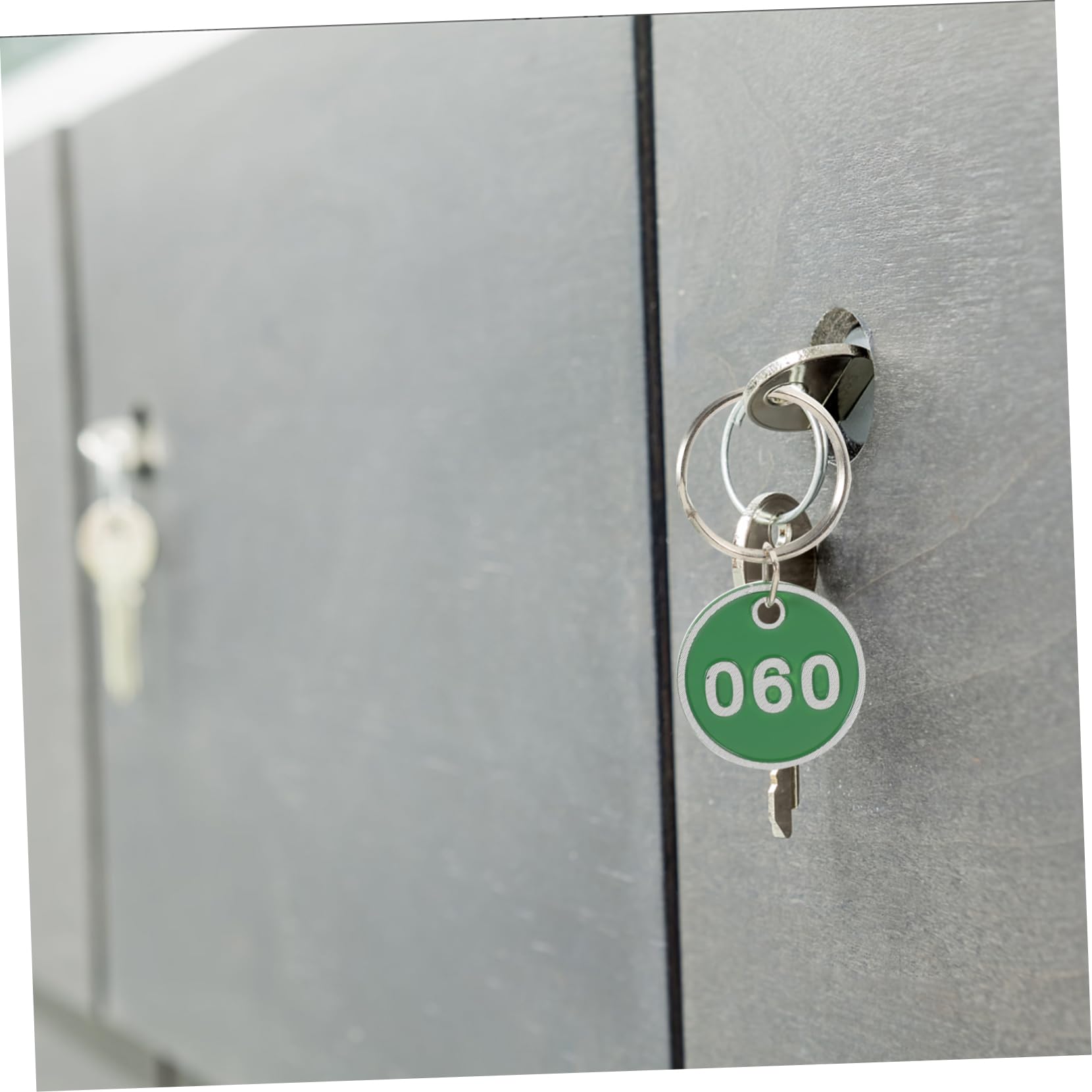 NUOBESTY Targhette Numerate Etichette Numeriche Verdi 100 Pezzi in Lega di Alluminio per Organizzare Chiavi e Borse Convenienti per Dormitori e Supermercati