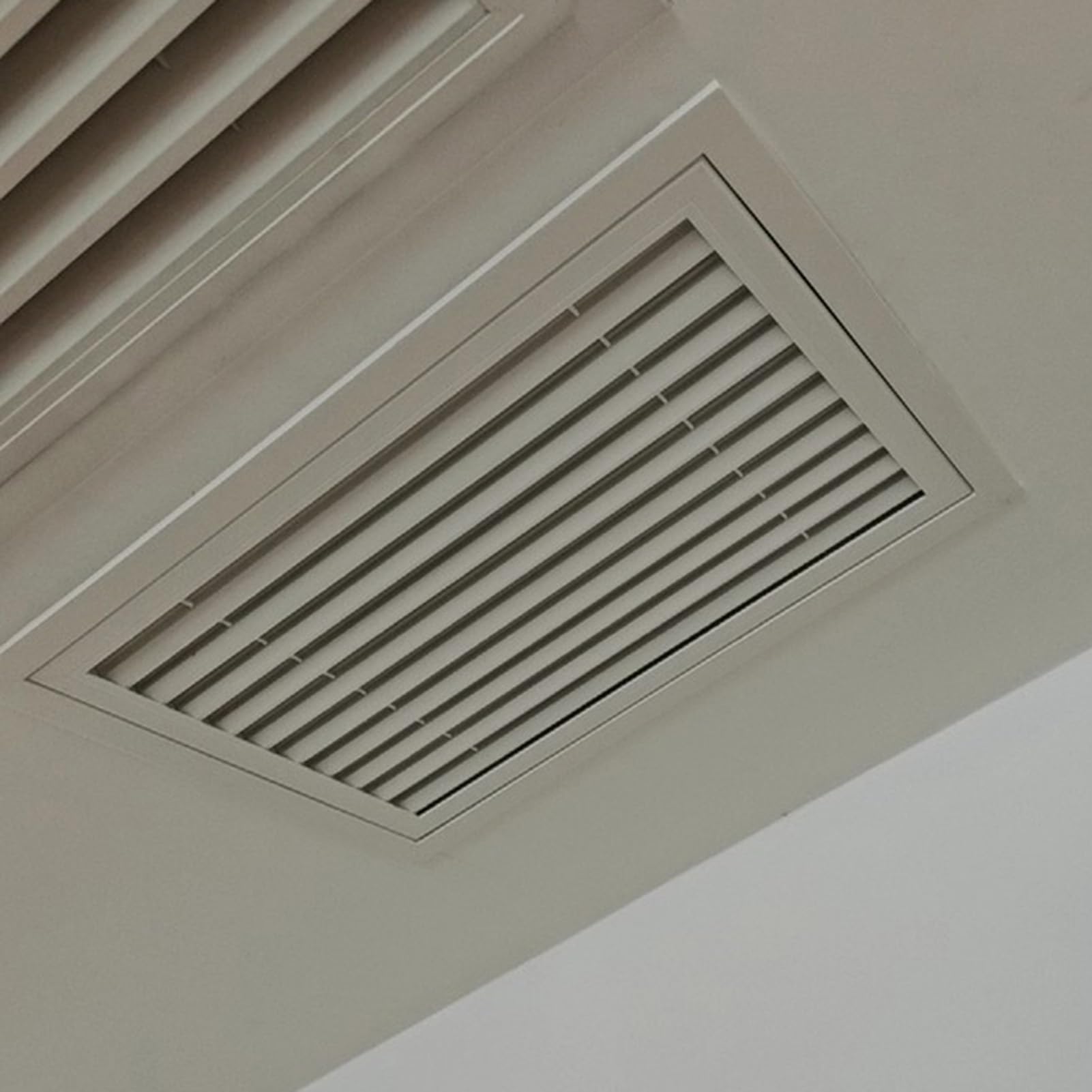 White Plastic Decorative Vent Cover, Wall and Ceiling Return Air Filter Grille，Removable Ventilation Grille for HVAC, Hotel/Residential(24x24in/61x61cm)