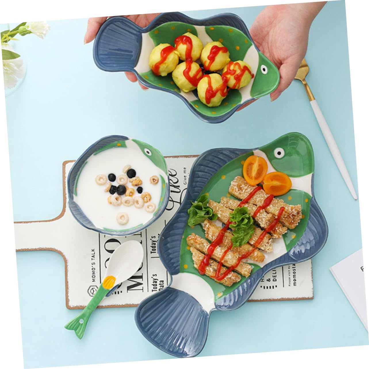 SOLUSTRE Ceramic Fish Serving Plate Fish Shaped Dish for Home Storage Craftsmanship Easy to Clean Ceramic Tray for Serving Snacks Appetizers