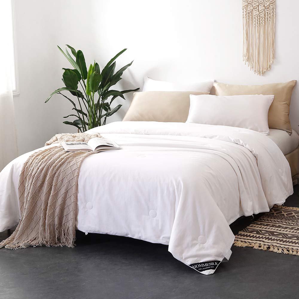 Mulberry Silk Comforter/Duvet/Quilt, 100% Pure Long Strand Silk Filling and Royal Cotton Cover, Soft Breathable, Silk Weight 1.5kg Queen Size 87x90 Inch, All Seasons