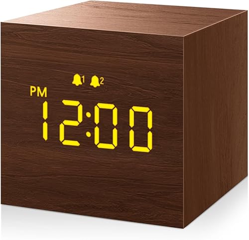 Reloj despertador digital, con pantalla LED electrónica de madera, 3 alarmas, 2.5 pulgadas, cúbicos pequeños, relojes eléctricos hechos de madera
