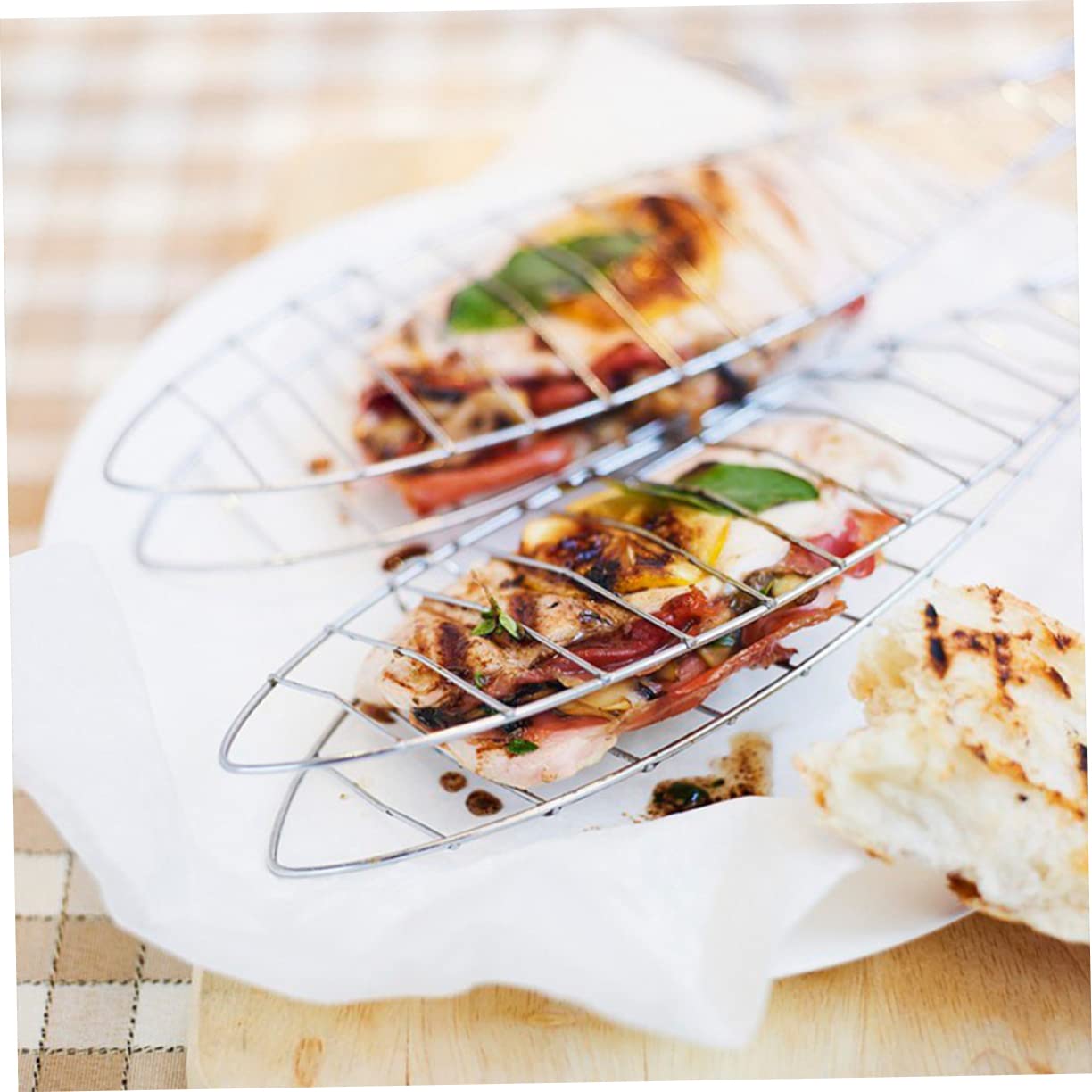 Unomor 50Pcs Non Stick Barbecue Paper Liners Round Bbq Baking Paper for Home Restaurant Use Lightweight Convenient for Grilling Roasting and Baking Supplies