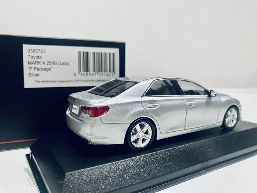 京商 1/43 トヨタ マークX 前期ブラック / 後期シルバー 2台セット 京商 1/43 トヨタ マークX 前期ブラック / 後期シルバー 2台