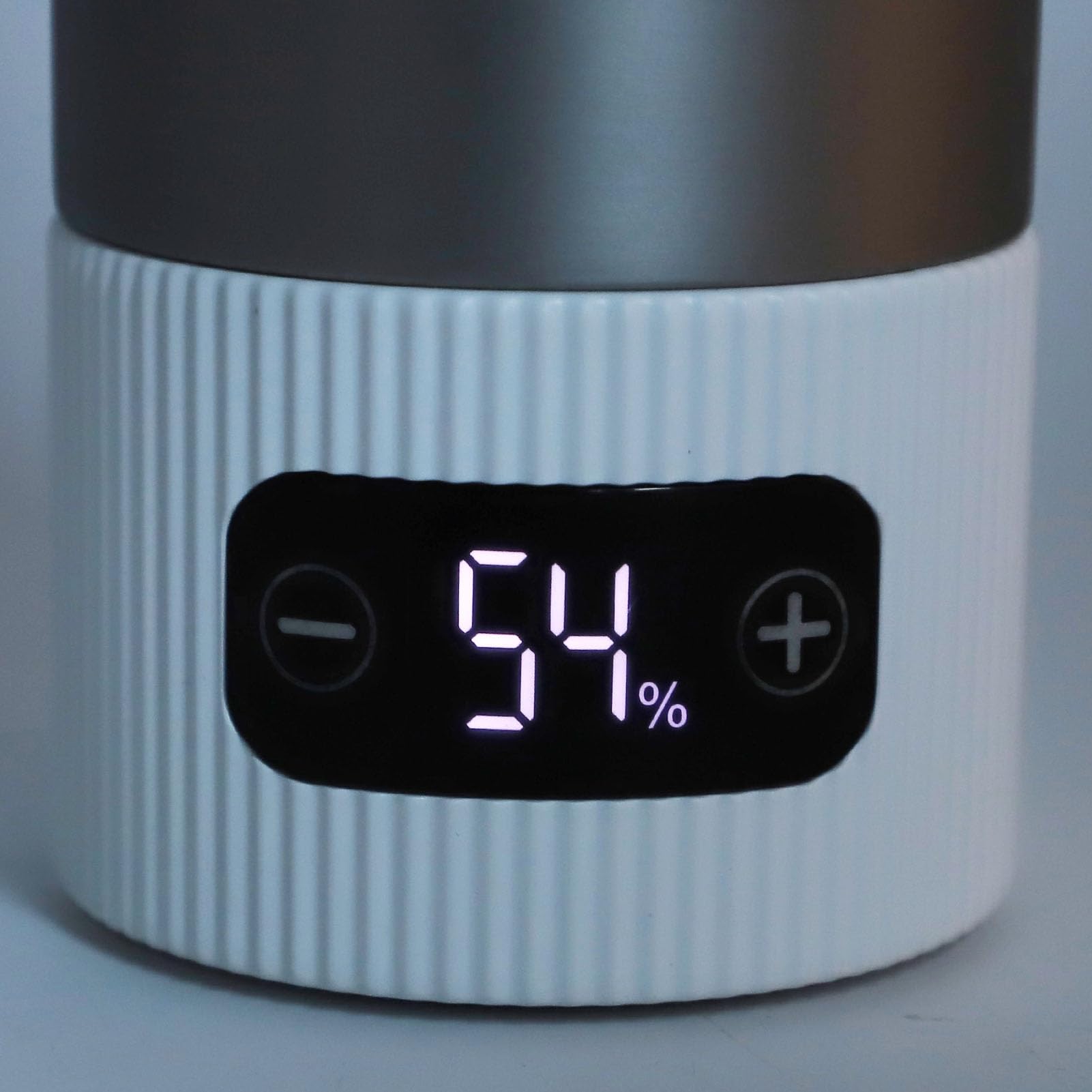 ASHATA Tazza riscaldante portatile a temperatura costante con design senza fili, per viaggi e campeggio, 15000 mAh, riscaldamento rapido, bianco