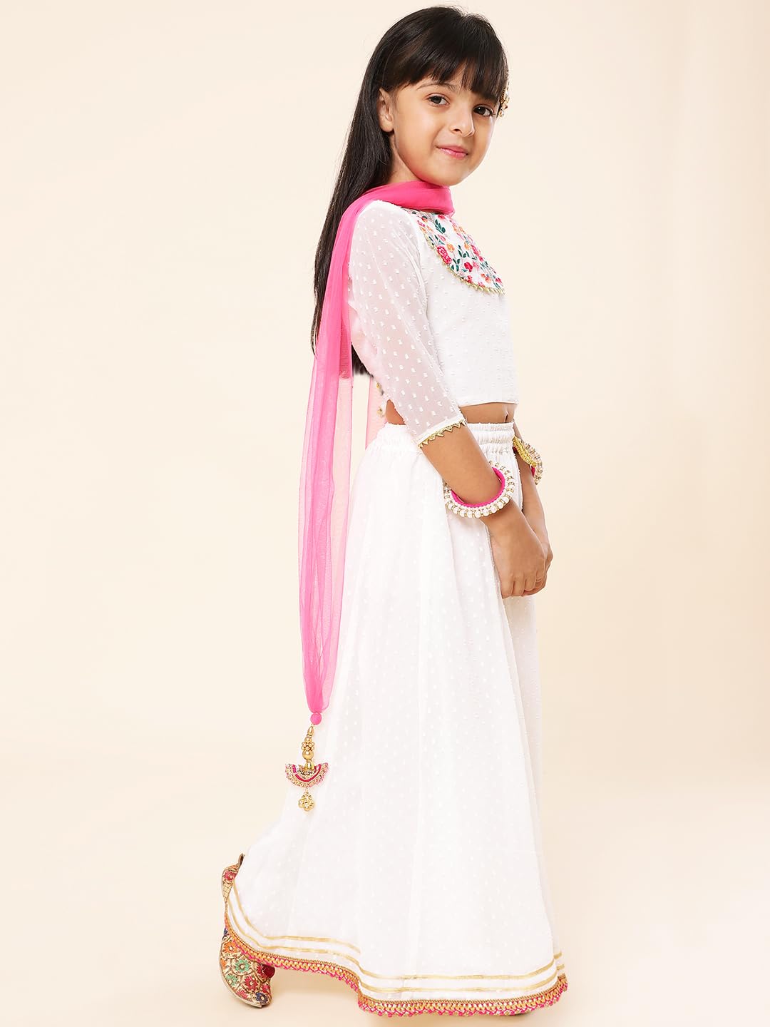 A.T.U.N. (ALL THINGS UBER NICE) Lehenga i bluzka z haftowanym zestawem Dupatta dla dziewczynek | Etniczny zestaw odzieży na świąteczne okazje