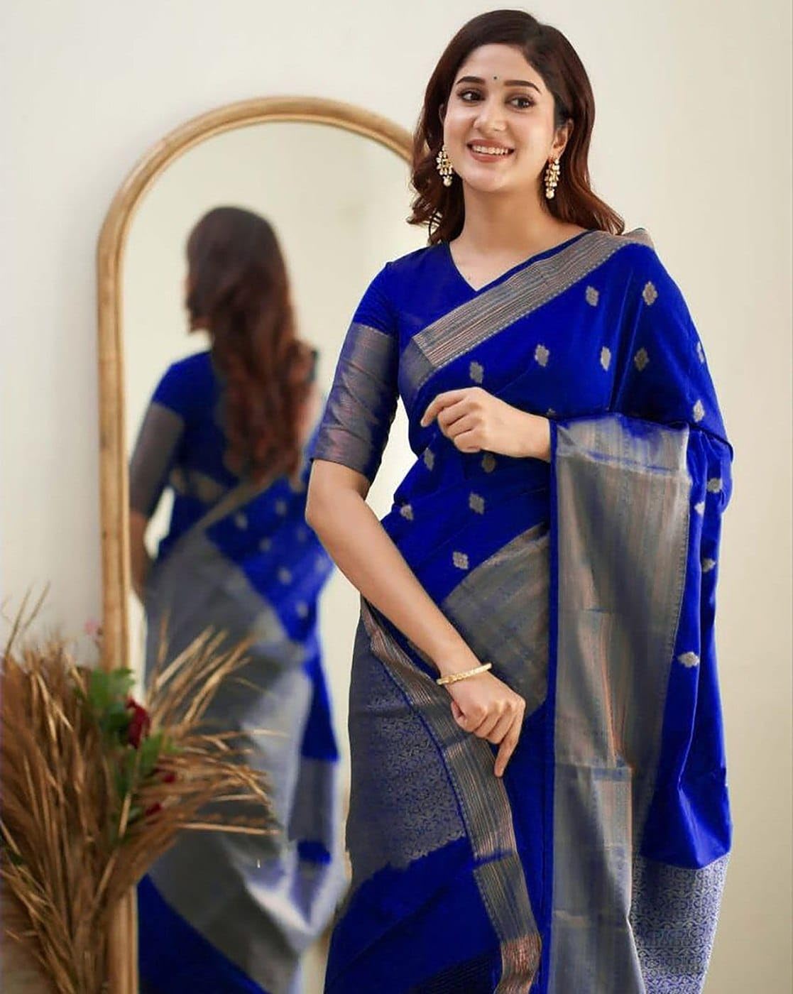 Sari de seda de algodón Yashika Banarasi Kanjivaram con estampado para ocasiones y festivales indios