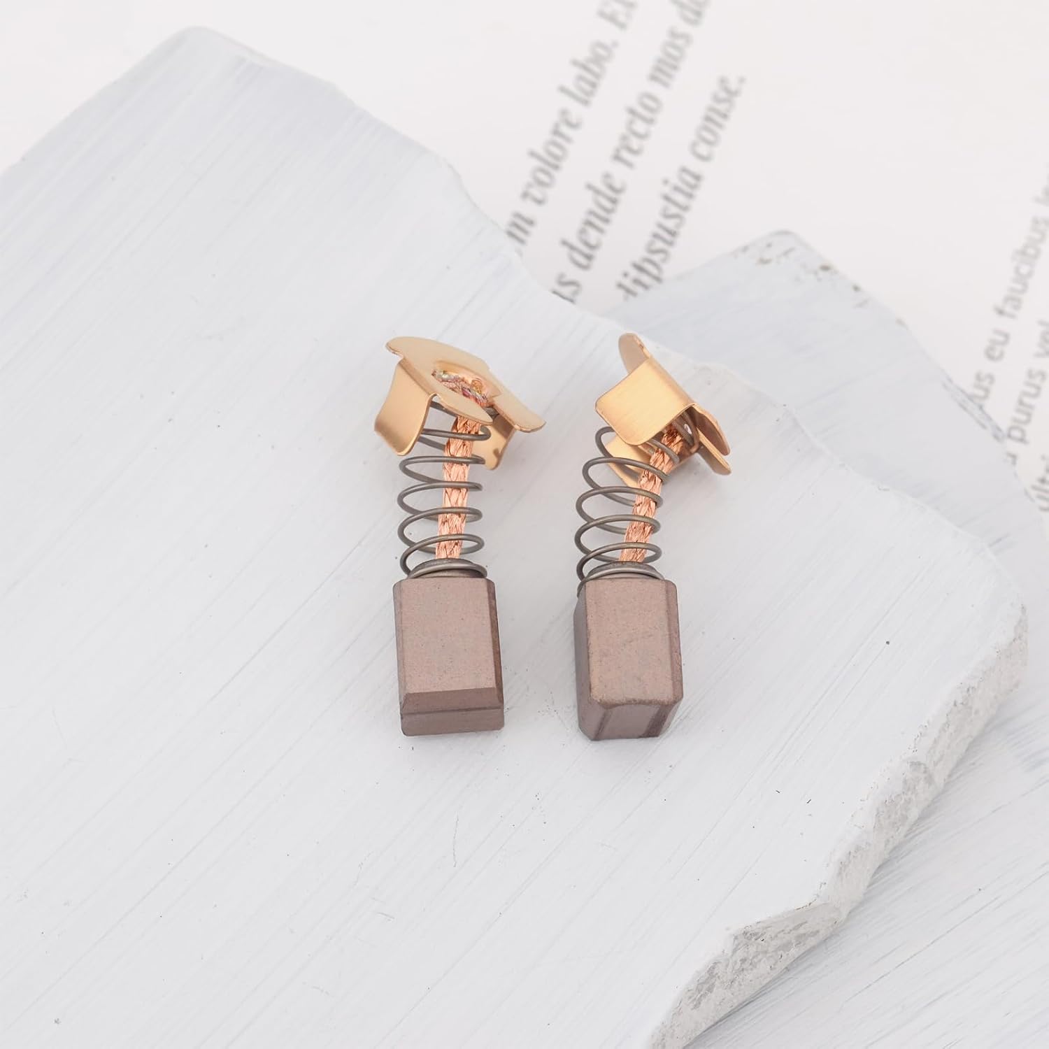 4 Pcs Power Tool Carbon Brush Replacement Motor Brushes 7mm x 7mm x 9.5/12mm Compatible with Makita CB430 BHR200 DCS550 191971-3